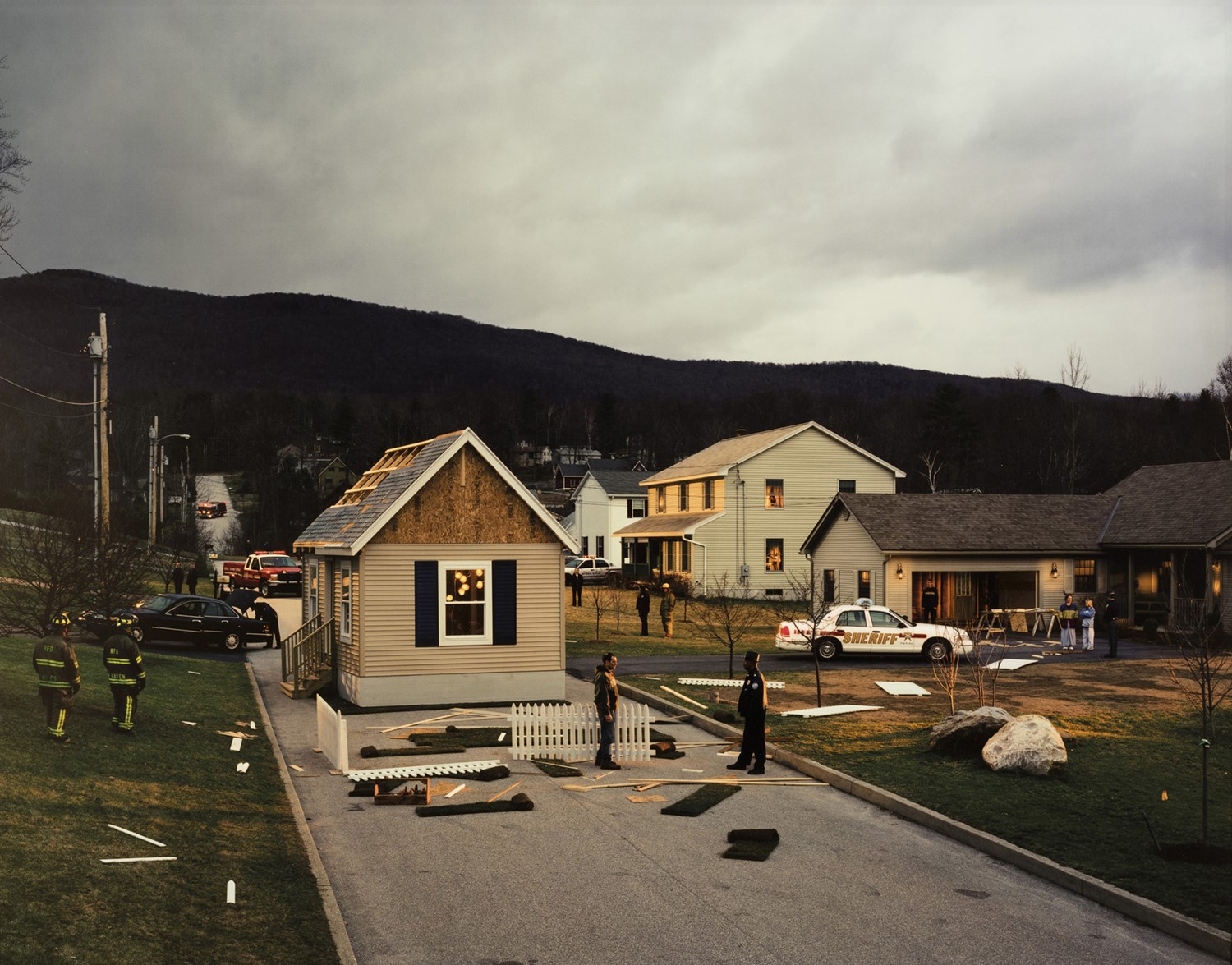 Gregory Crewdson, UNTITLED (HOUSE IN THE ROAD)