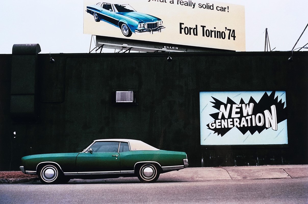 Lotto 120 - William Eggleston, Senza titolo, dalla serie "Los Alamos" (Green Car)