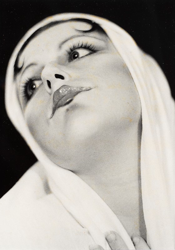 CINDY SHERMAN, <em>Madonna</em>, 1975 - Venduto € 4.343,00