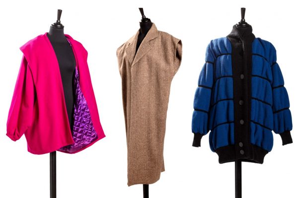 Cappotto in lana Yves Saint Laurent (a sinistra), gillet Fendi (al centro), maglione imbottito Yves Saint Laurent (a destra) | Oggetti in asta a maggio a Roma