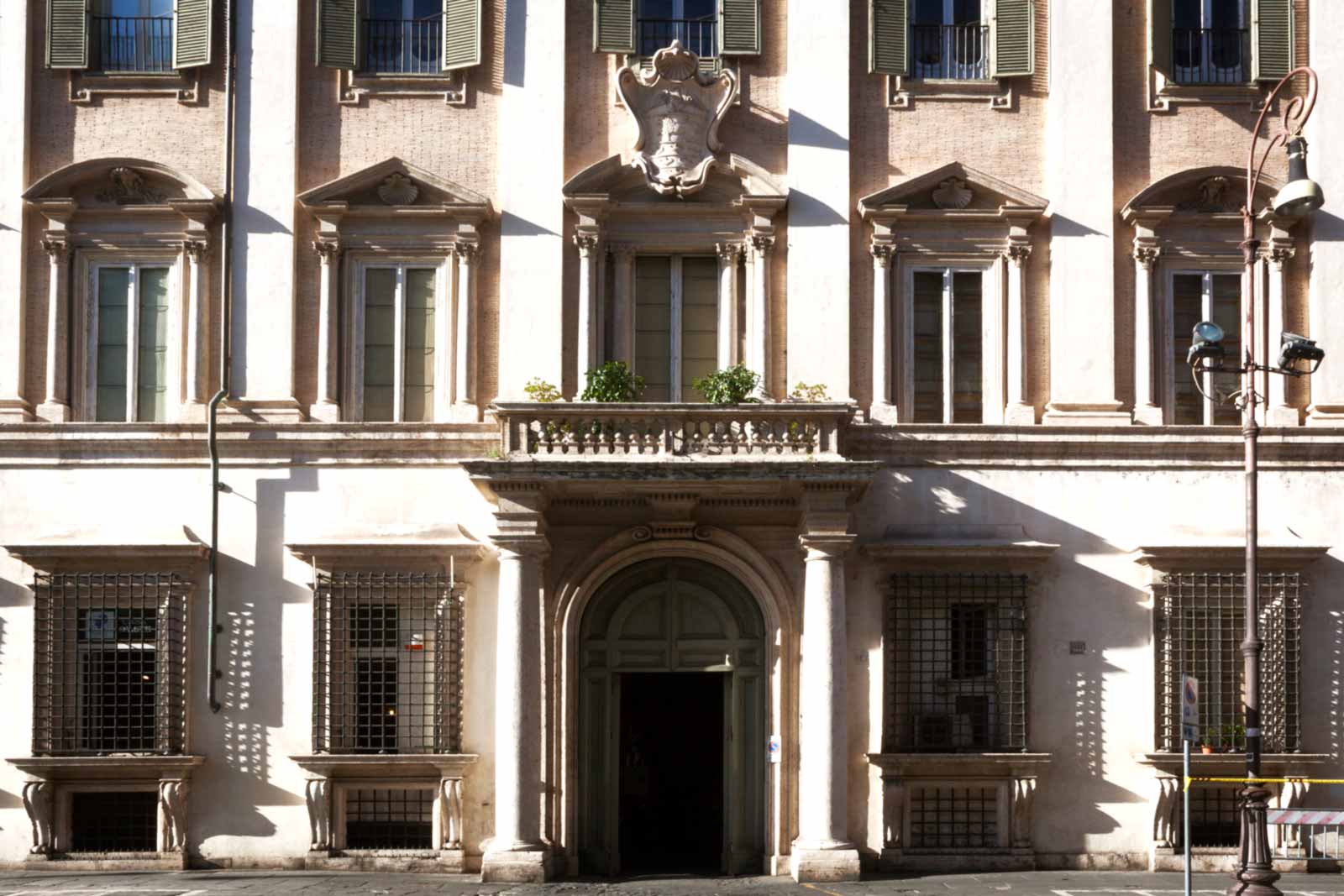 Finarte, sede di Roma - Palazzo Odescalchi, Piazza SS. Apostoli 80
